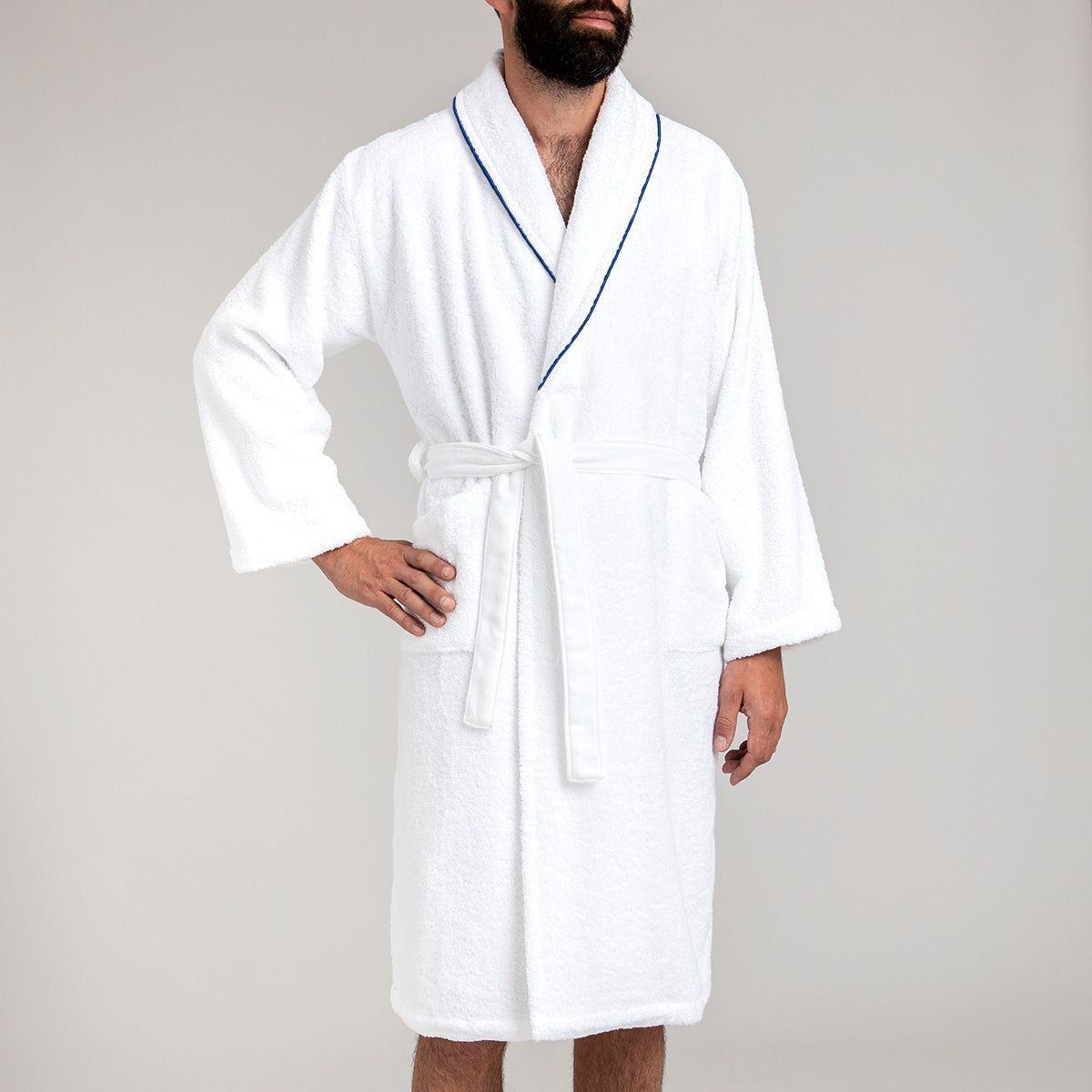 Plain shawl collar bathrobe with bourdon 450 gsm - white/blue