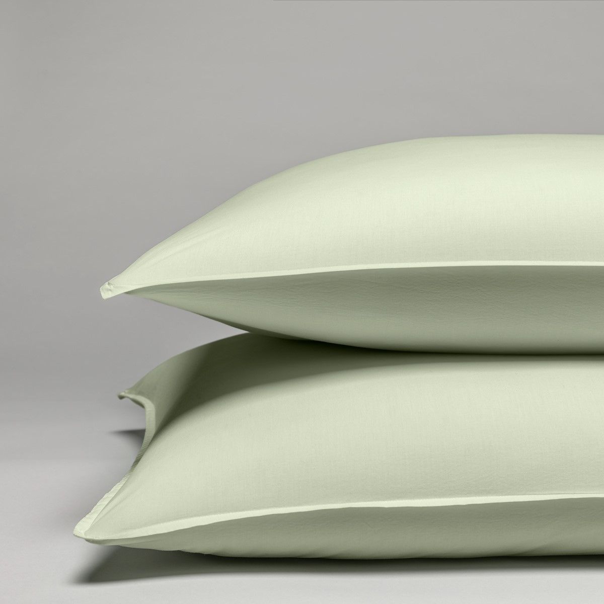 Pillow case in 120 thread count washed cotton percale - olive wood