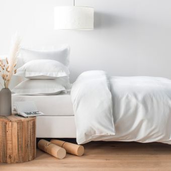Drap housse en satin de coton bio 120 fils