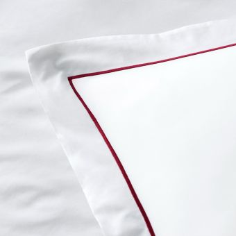 Taie d’oreiller en percale de coton 160 fils avec bourdon bordeaux