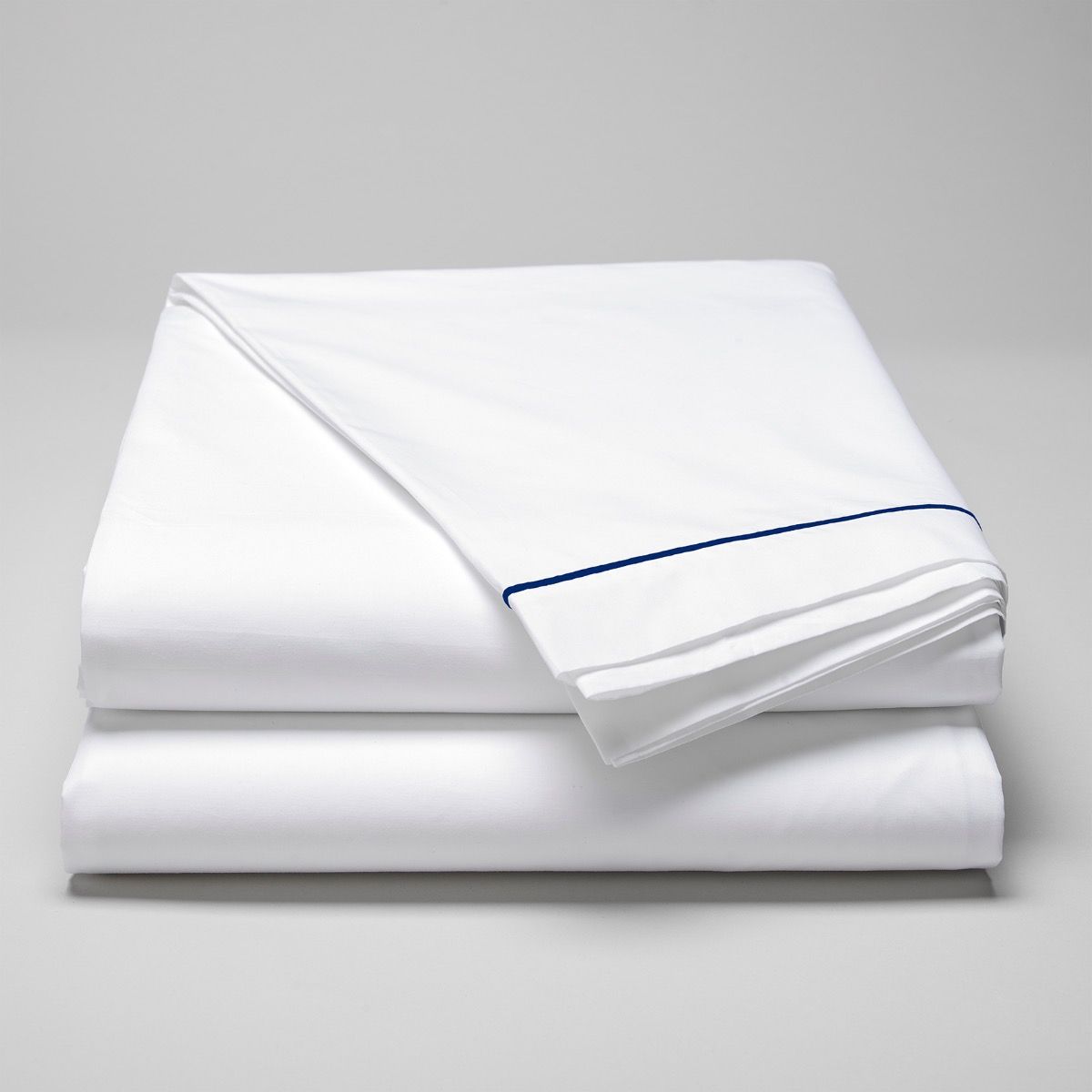 Drap plat en percale de coton 160 fils avec bourdon bleu