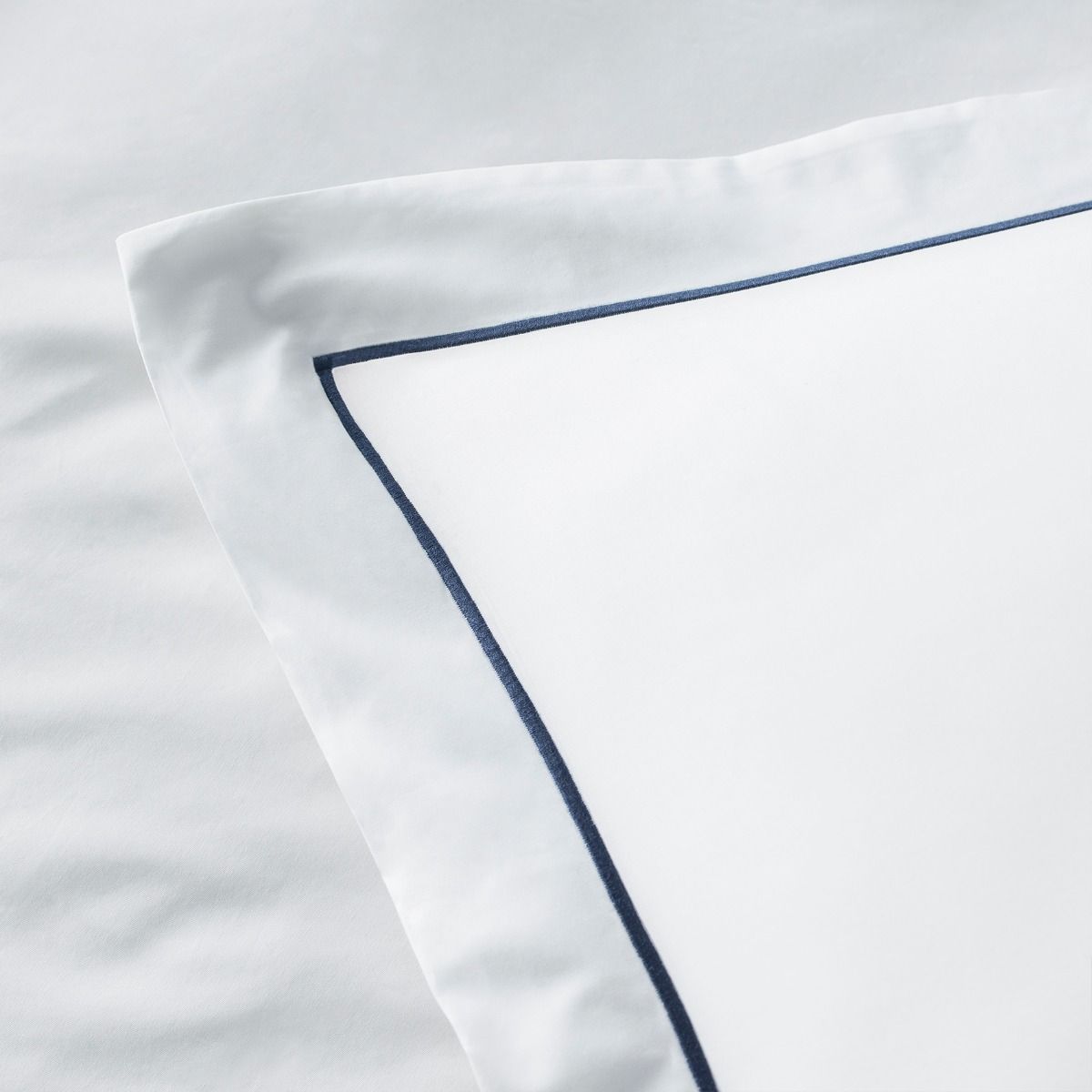 Taie d’oreiller en percale de coton 160 fils avec bourdon bleu