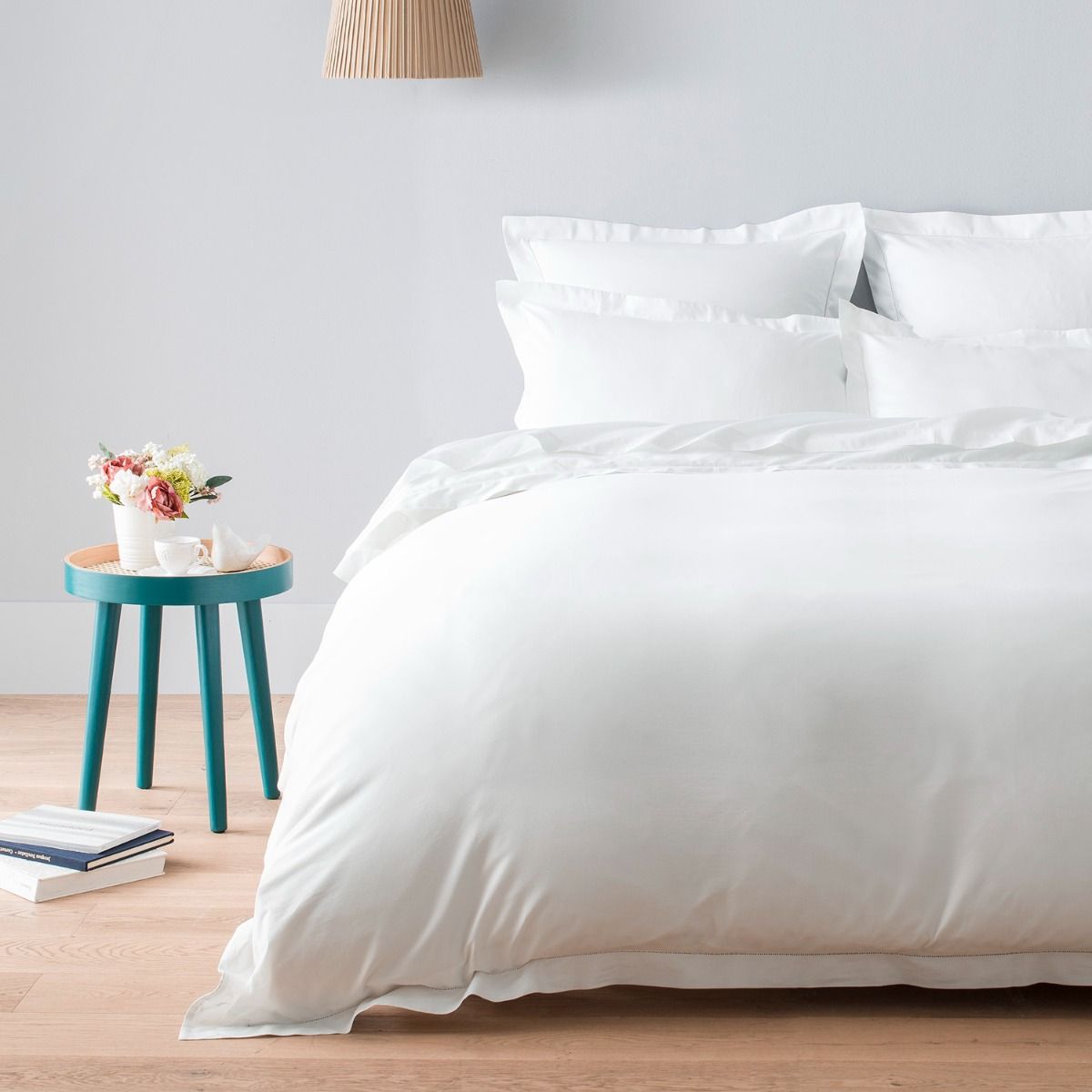 Housse de couette en satin de coton égyptien 120 fils finition jour échelle - blanc