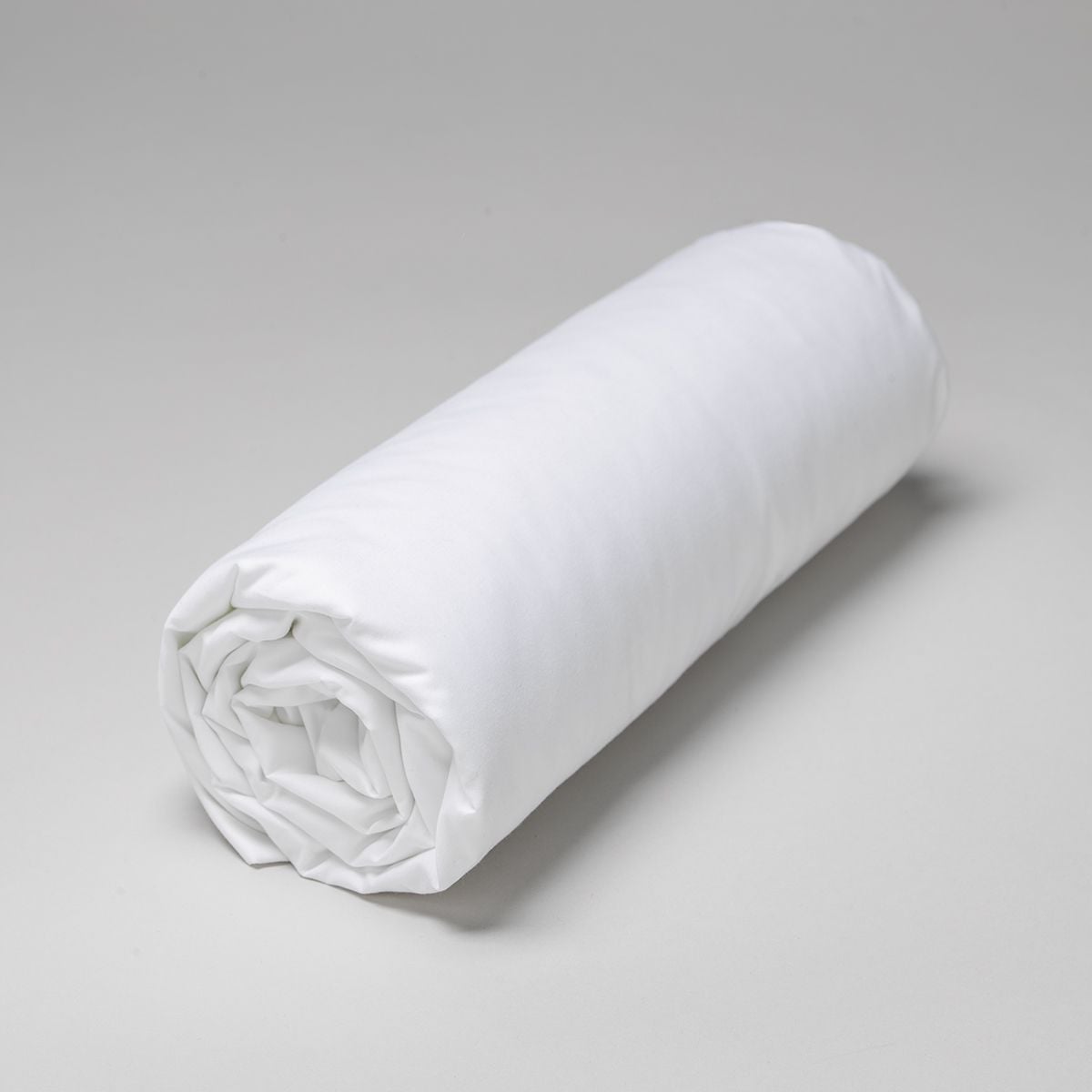 Drap housse en satin de coton peigné 120 fils 