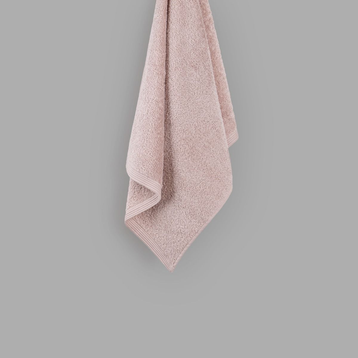 Serviette en coton peigné 580 gsm - rose poudrée
