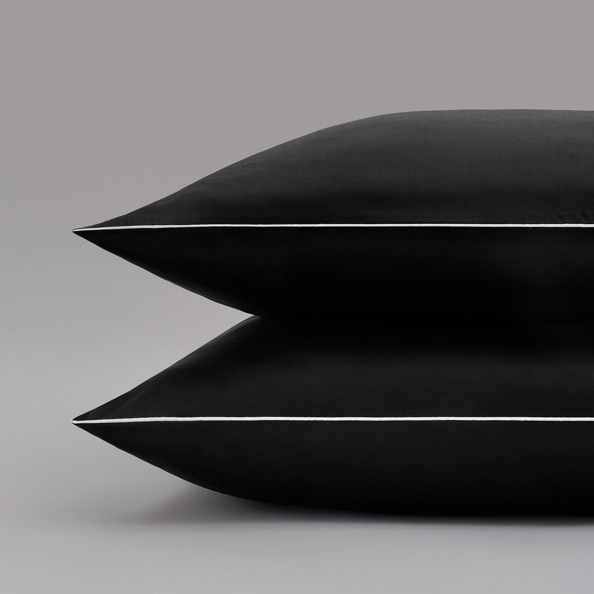 Taie d'oreiller en satin Tencel 120 fils - noir
