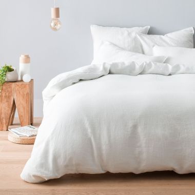 Bed linen set in pure French washed linen - white