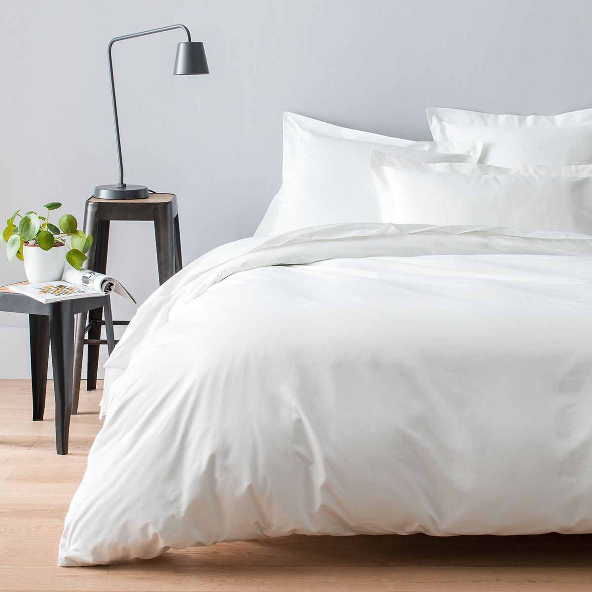 Drap plat en satin de coton égyptien 240 fils - blanc